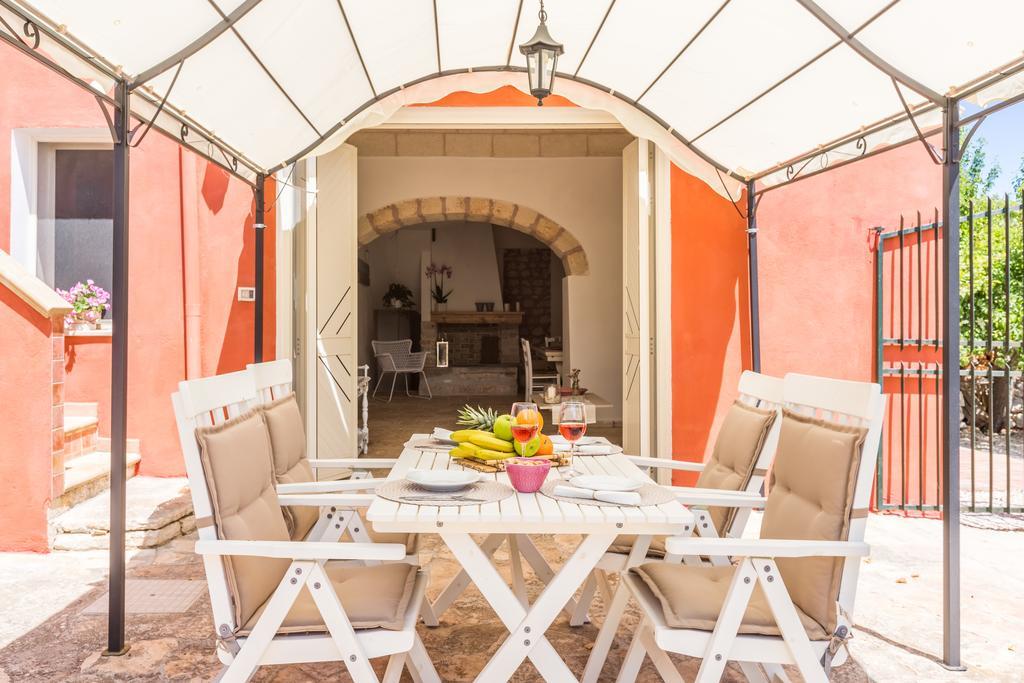 La Corte Della Masseria サン・ヴィート・デイ・ノルマンニ エクステリア 写真